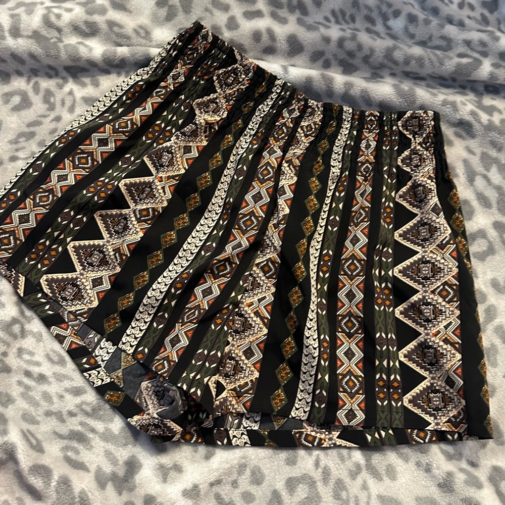 ❤️3 for $12❤️ printed shorts